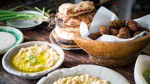 Hummus Mezze