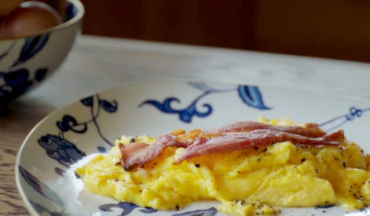 How To Make Scrambled Eggs