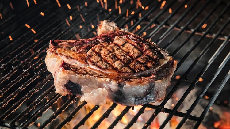Bistecca Fiorentina – Florentine-Style T-Bone Steak