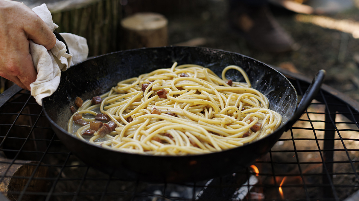 Bucatini Carbonara. Jamie gets together with mentor, best friend, and chef Gennaro Contaldo to cook up an Italian classic. Learn how to transform a few ingredients into an unforgettable savory pasta dish, with plenty of tips to get carbonara right every time.