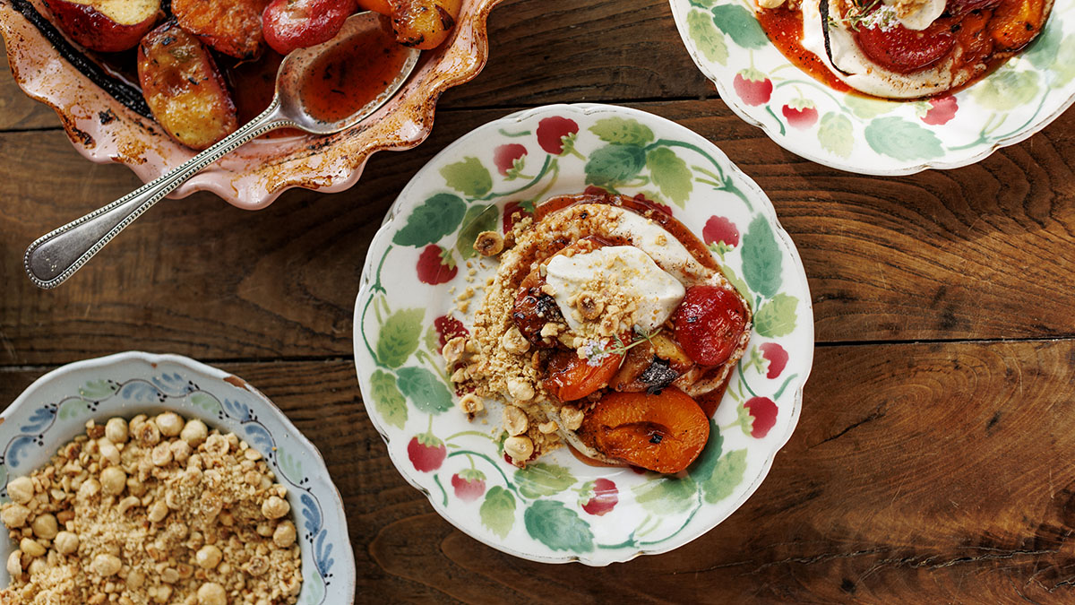 Grilled & Roasted Stone Fruit. Learn how to transform stone fruits and honey into a simple, show-stopping dessert. Jamie uses peaches, nectarines, apricots, and plums, but you can use whatever fruits are in season. Serve up with luxurious vanilla ricotta and toasted hazelnuts.