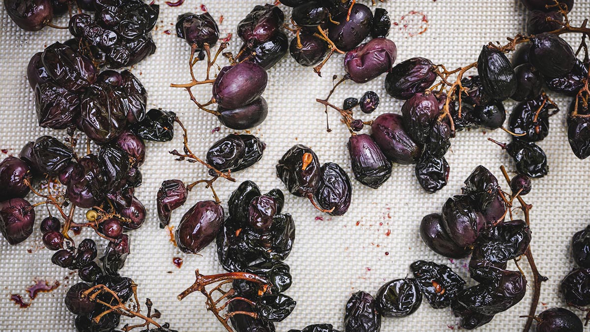 Roasted Grapes. Oven-roasted grapes are an elegant addition to any cheese plate. Transform grapes into an eye-catching accompaniment. Roasting the grapes in the oven will also bring a rich depth of sweetness.